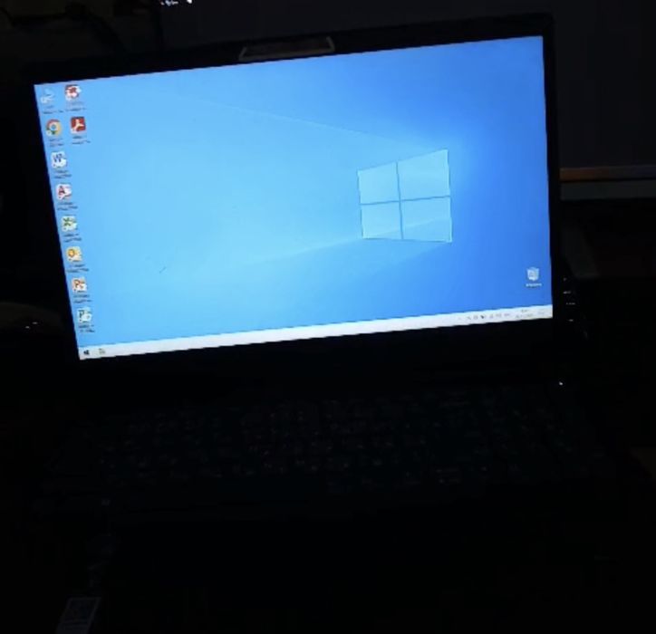 Продаю Ноутбук Срочно