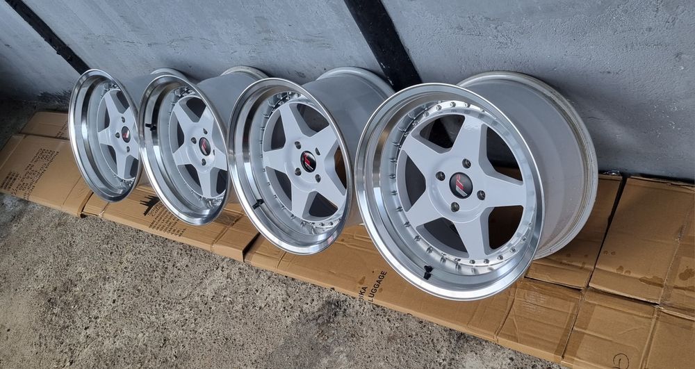 jante japan racing - Piese auto de vânzare | OLX.ro