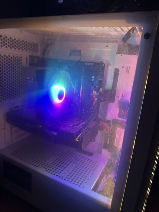 Pc Gaming detalii in privat