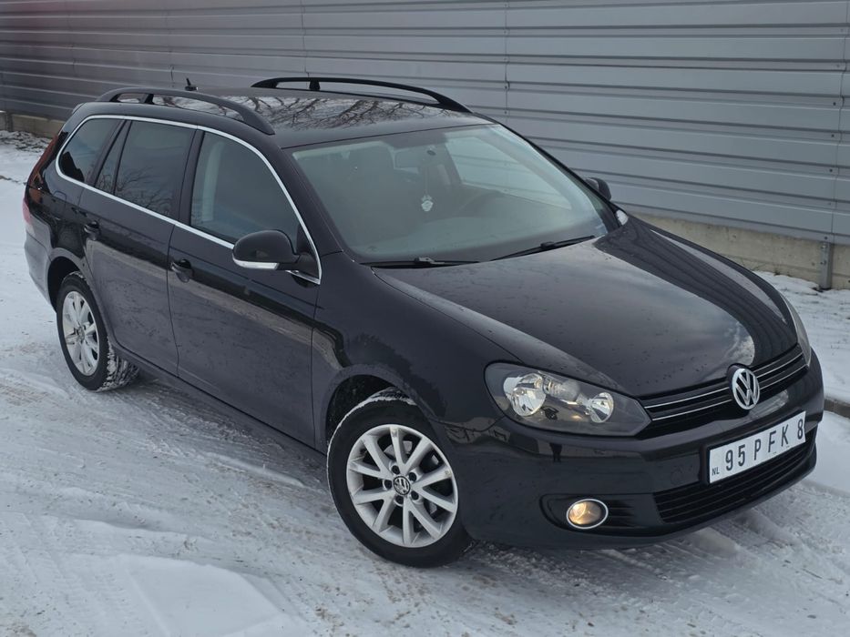 Volkswagen Golf 2011 1.2 benzina Euro5  Navi  Jante Cârlig recent adus