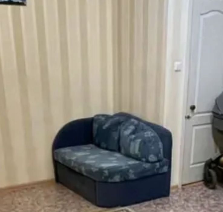 Диванчик не большой бу срочно
