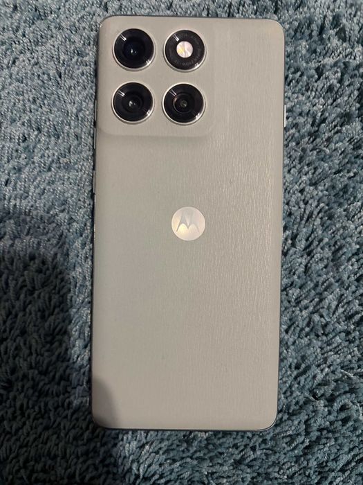 GSM MOTOROLA EDGE 60 PRO Green 6.67 ", 512 GB, RAM 12 GB