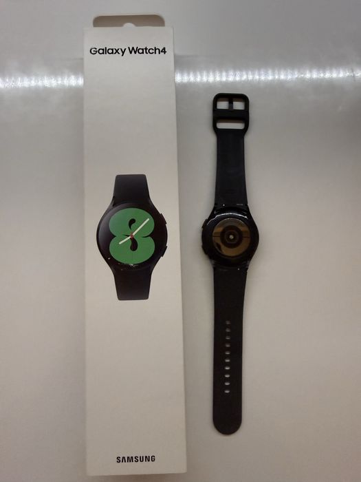 Смарт часы samsung Galaxy Watch4