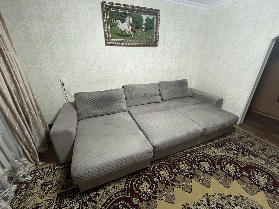 Продам Диван В отличном состоянии