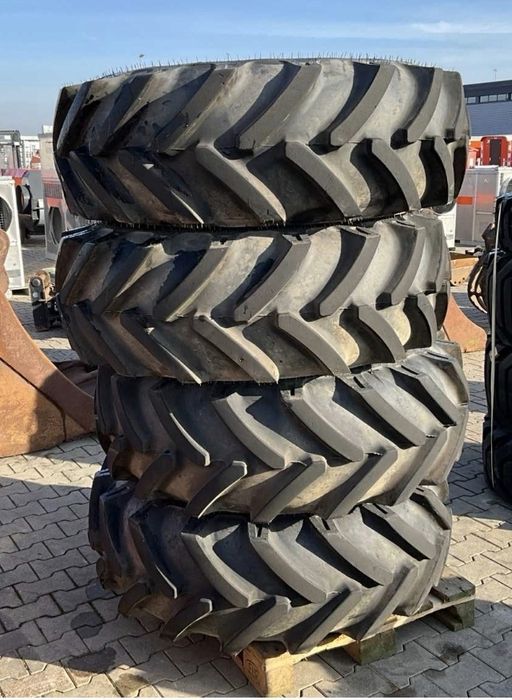 Roți originale industriale JCB 15.5/80 24