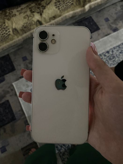 Продам Айфон 12 бу в хорош сость