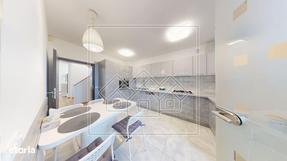 Casa individuala, teren mare, 2 garaje - Sura Mica