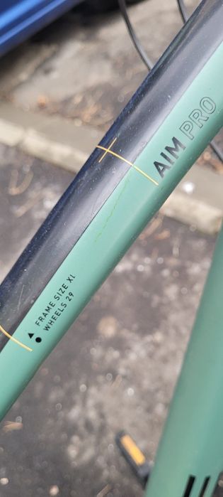 Vând Bicicleta cube