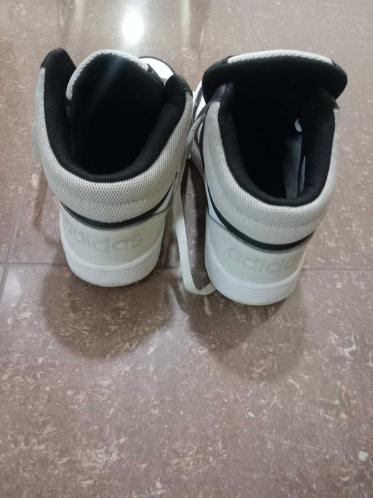 Маратонки Adidas мъжки 40-ти номер