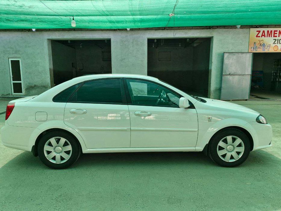 Gentra mexanika oq rang, zavodskoy metan bor