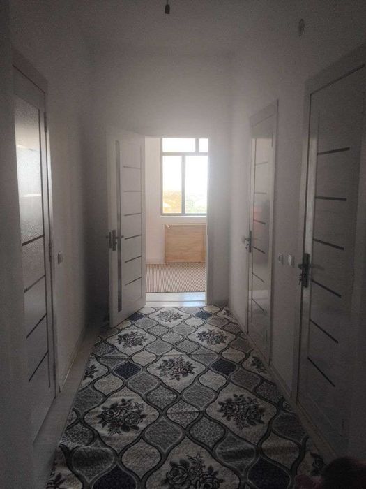 5 каватли уйнинг 5 каватида жойлашган 3 хонали хонадон сотилади