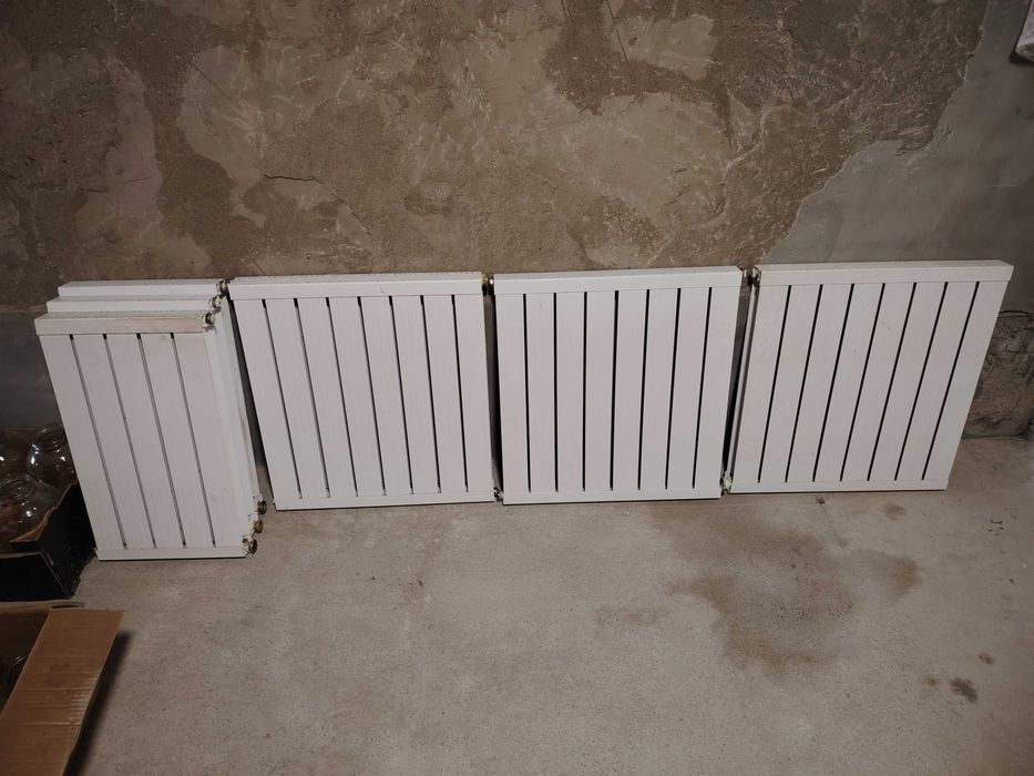 Radiatir pechka sotiladi