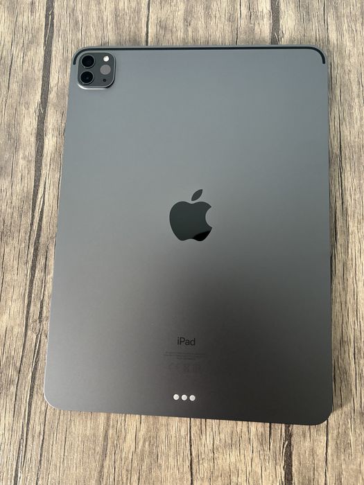 Как новый Apple iPad Pro 11 M1 128GB Wi/Fi 100% Battery
