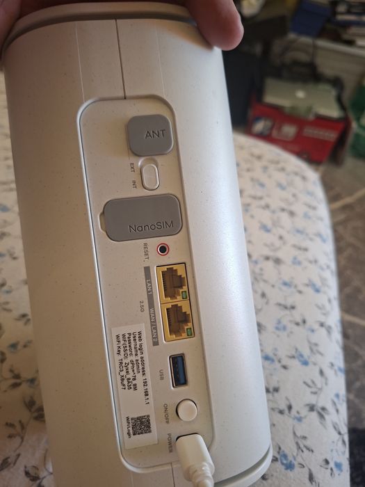 ZYXEL 5G NR Indoor Router cu Sim CPE WIFI 7 Model NR5307