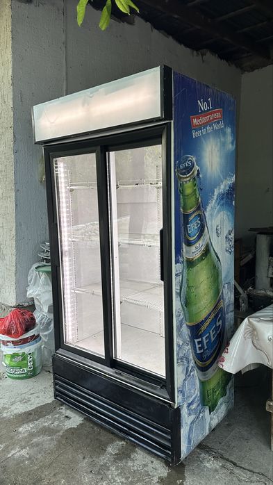 Холодильник для магазина