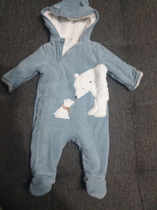 Combinezoane de bebelusi, în stare f. buna
