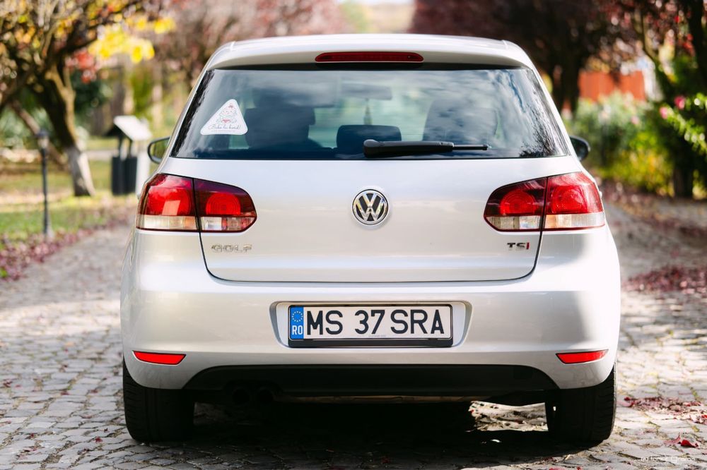 VOLKSWAGEN Golf 2011 — imagine 4