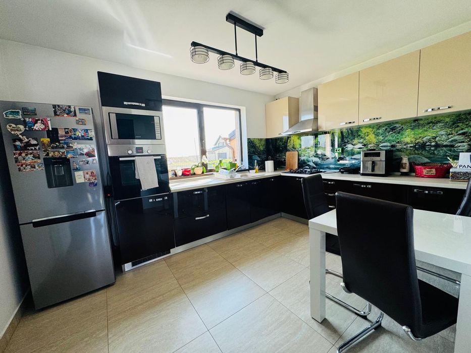 Vand Casa  Mobilata/Utilata Crevedia DB