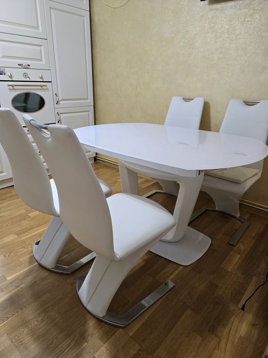 Set masa si scaune