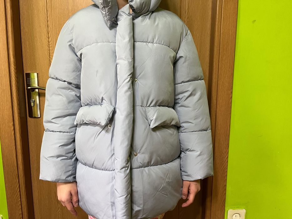 Jacheta puf bleu ,Zara ,noua, pentru fete 11-12 ani
