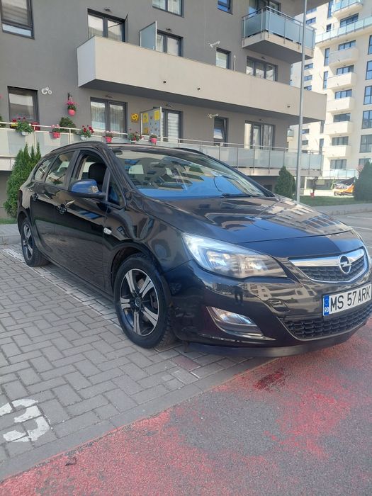 Opel Astra J 2014 1.7 cdti