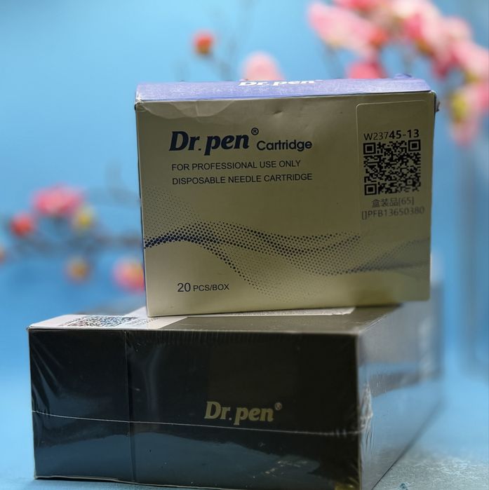 НОВО!!! Оригинален Dr. Pen M7S апарат с 20 патрона, професионален Dermapen + резервни картриджи