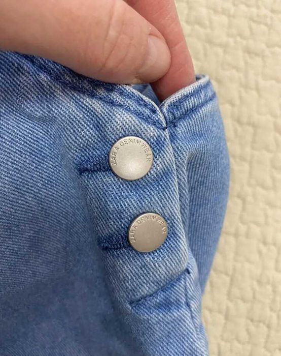 Джинсовый комбинезон на девочку Zara.