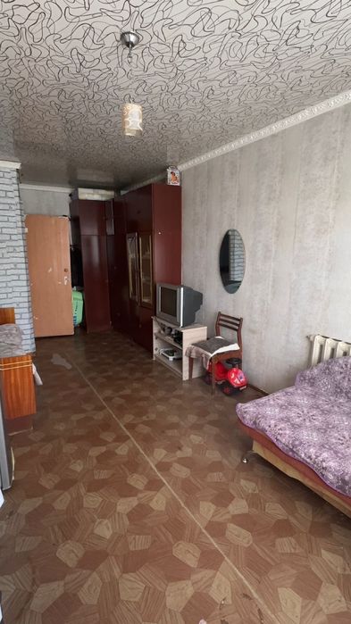 Продам общежитие двухкомнатное.