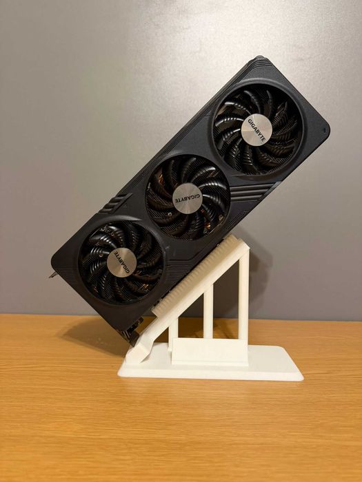 Placa video GIGABYTE Radeon RX 7600 XT GAMING OC 16GB GDDR6 1‎28-bit