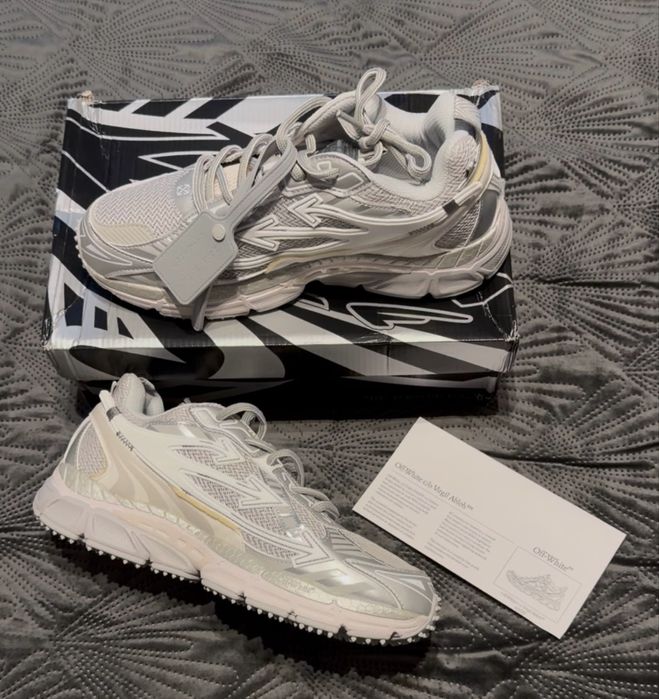 Off-White Be Right Back