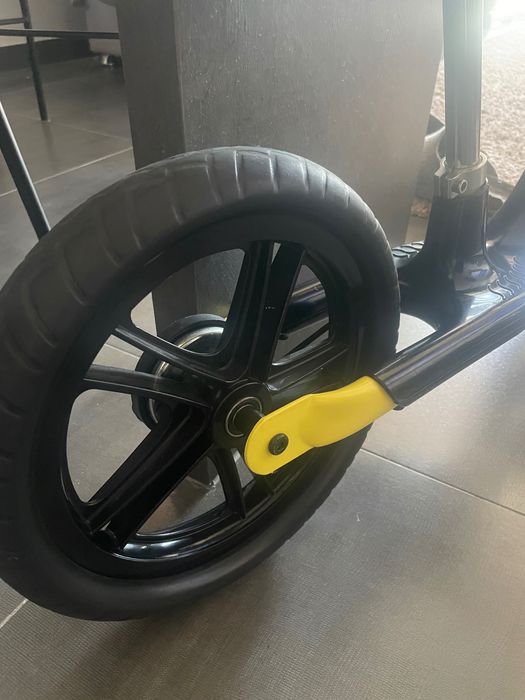 Bicicletă de echilibru