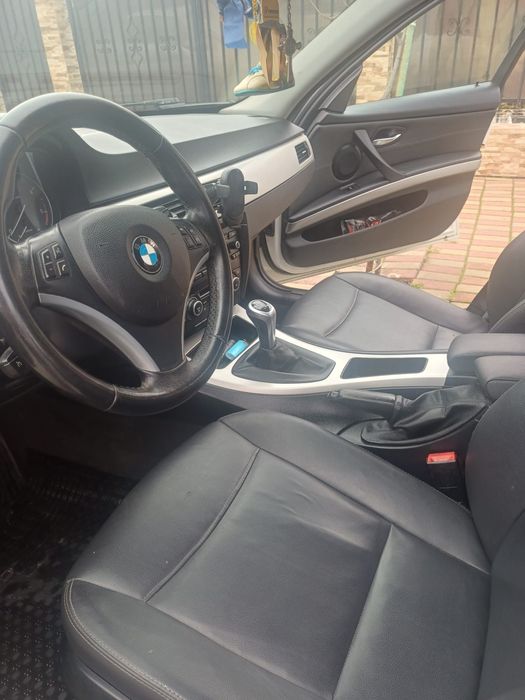 BMW E91 - 2.0 diesel