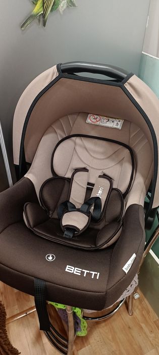 Детское автокресло