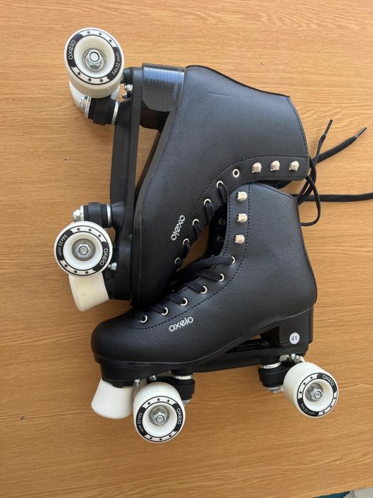 Role cu 4 roti in condiție perfecta