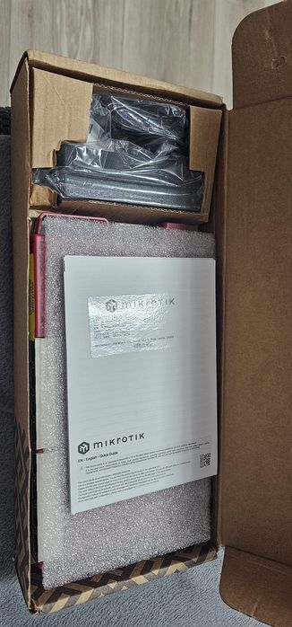Router mikrotik nou L009
