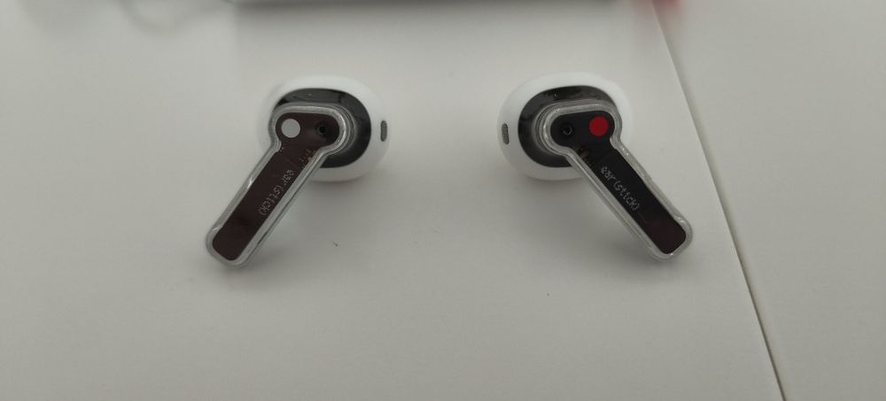 Casti wireless Nothing Ear Stick