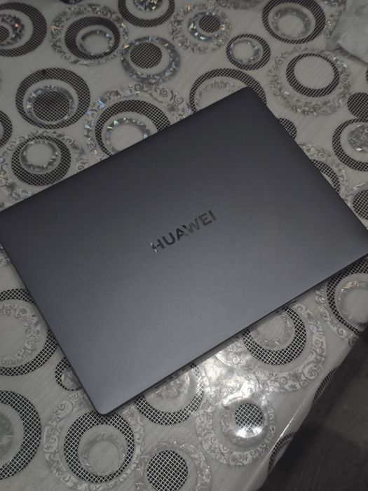 Сенсорный Ноутбук Huawei MateBook 14 14.2" / 16 Гб / SSD 512 Гб