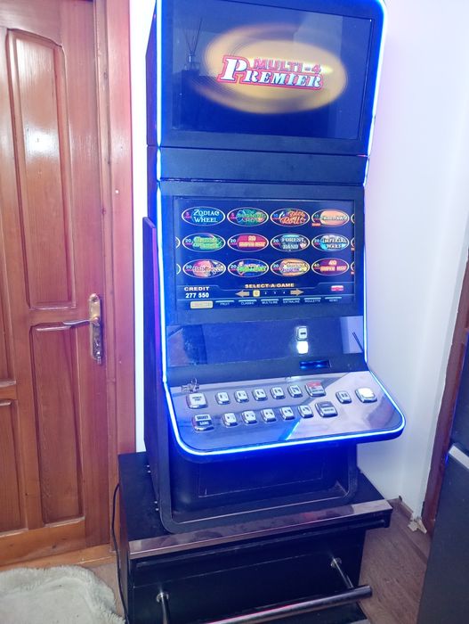 Pacanele,egt,slot machine,trifoi,coroane