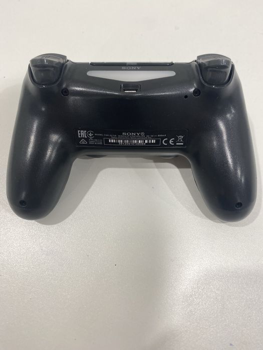 джойстик на Playstation 4