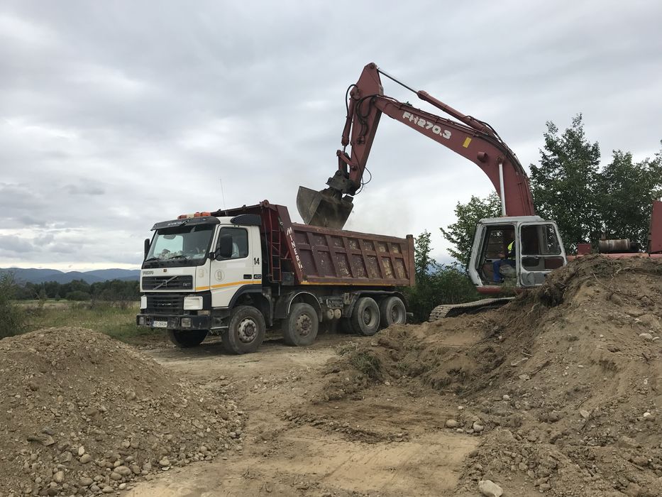 8x4 volvo fm12 , 8x 4 malaxor beton cifa mercedes