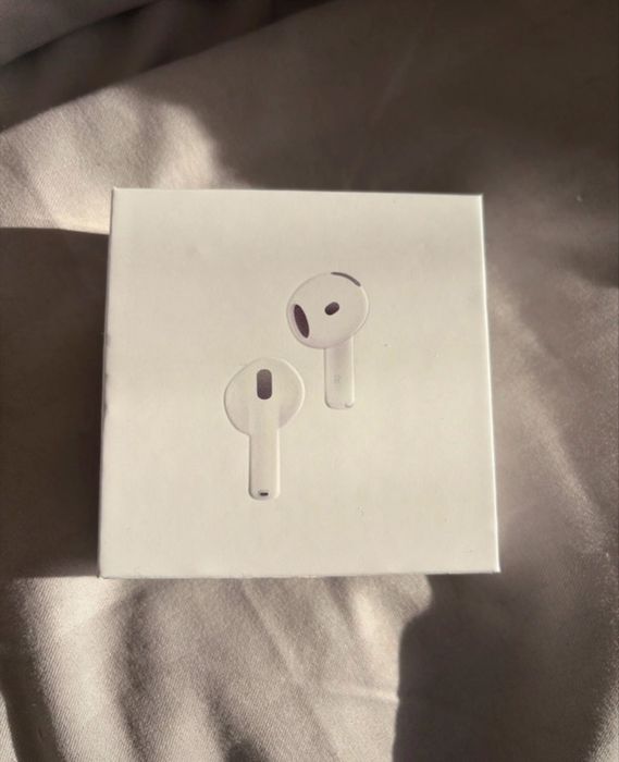 Casti AirPods 4 (ANC)