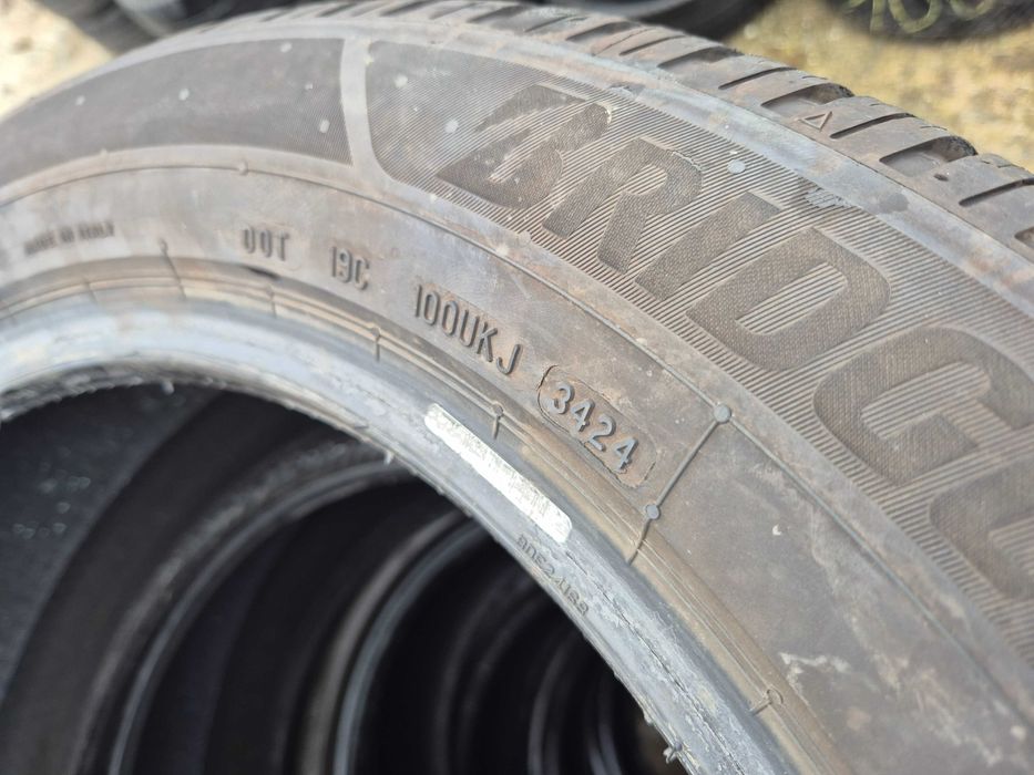 2 Anvelope de IARNA - 235/55/19 - BRIDGESTONE - CA UNELE NOI DOT 2024