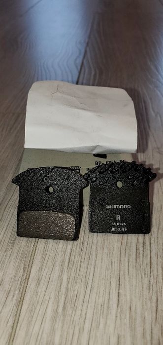 Накладки shimano J05A-RF ice tech