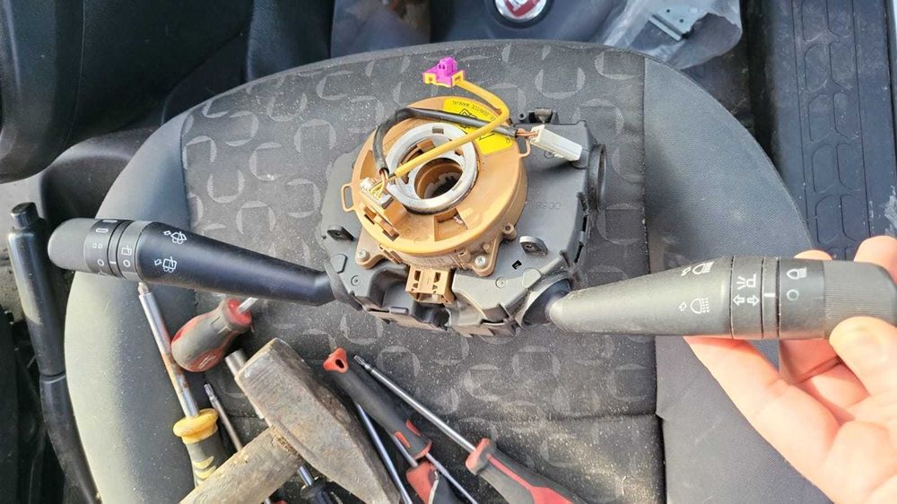 Manete Semnalizare si spira Volan Fiat Dublo 2012