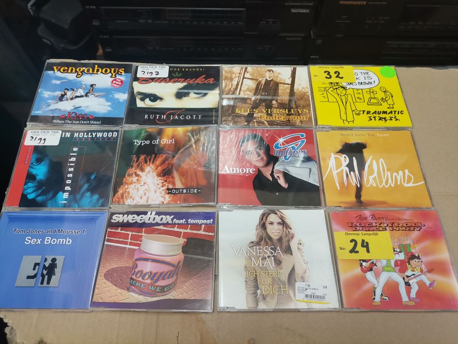 Pachete cd uri cd player wengaboys etc