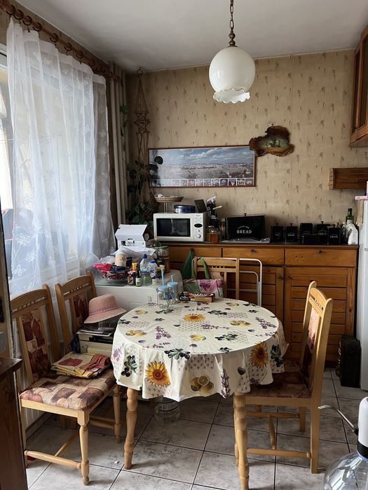 Дава се под наем Тристаен апартамент в Перник, Васил Левски - 95 кв.м за 459 € - Снимка #6