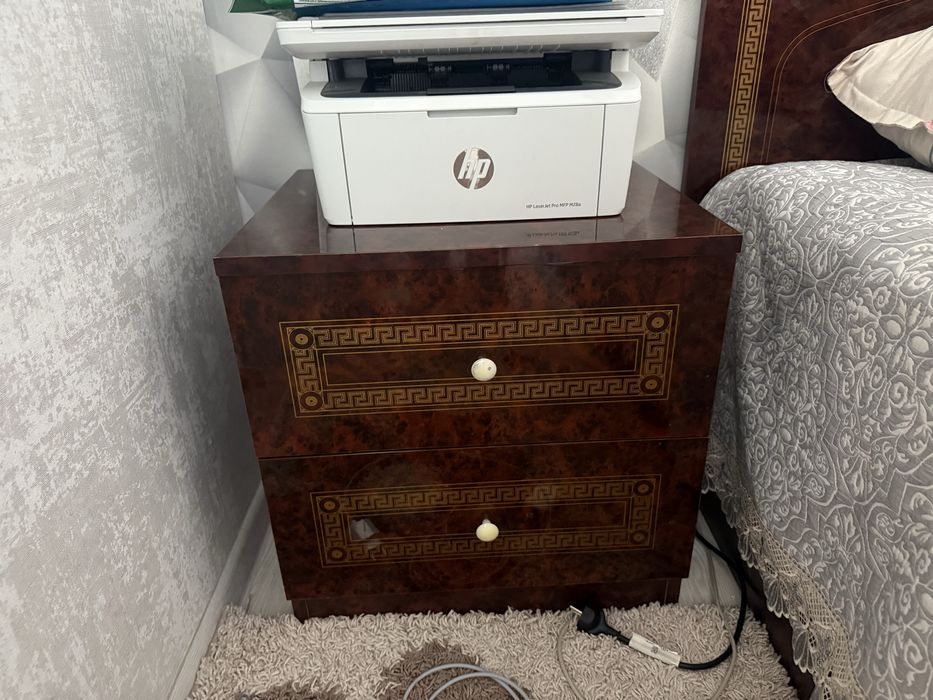 Спальный гарнитур