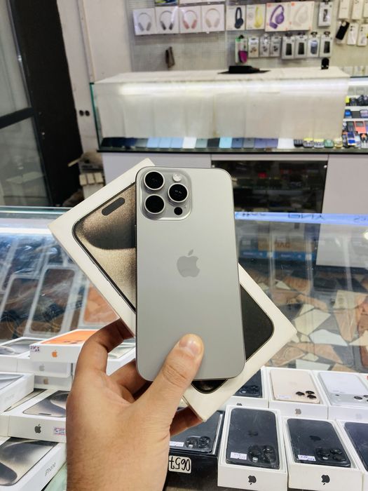 iPhone 15 Pro Max 256 gb natural 97%