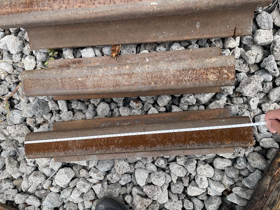 Рельс на наковальню