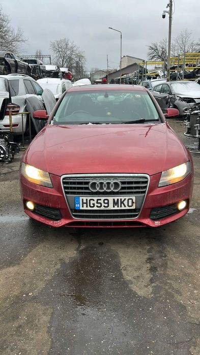 Dezmembrez Audi A4 B8 an 2009 2.0 tdi cod motor caga